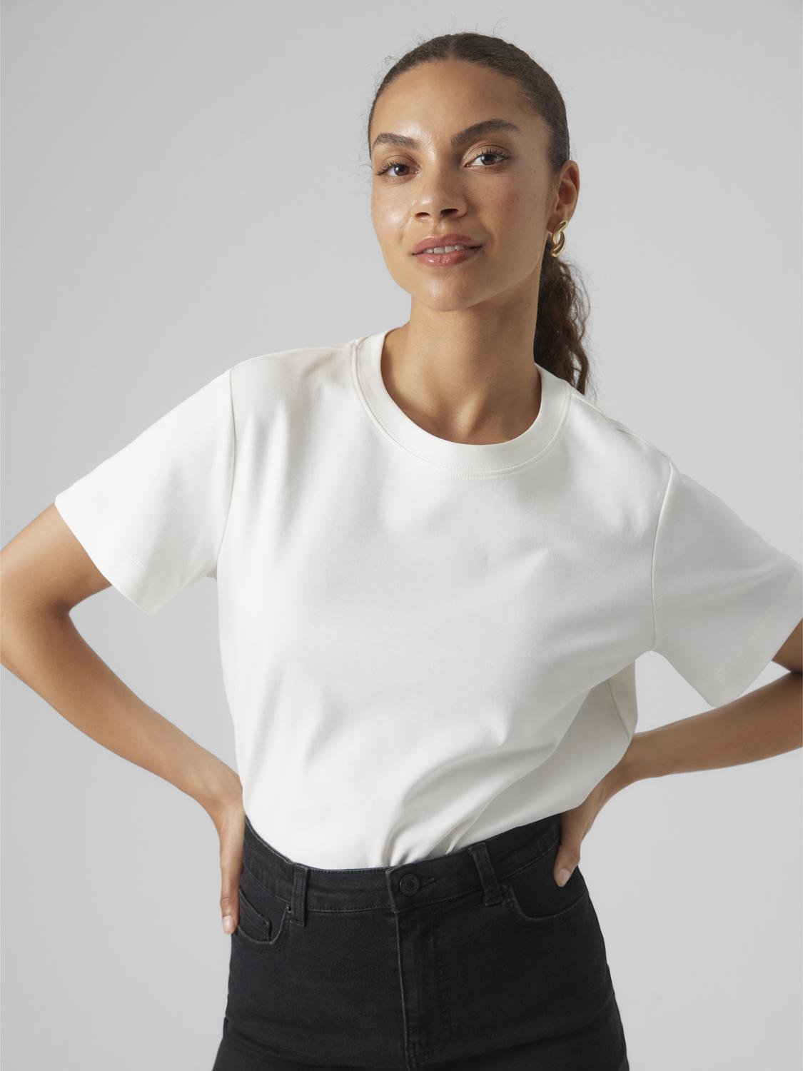 AWNAIMA T-Shirt - Snow White - VERO MODA & VILA Bergvik